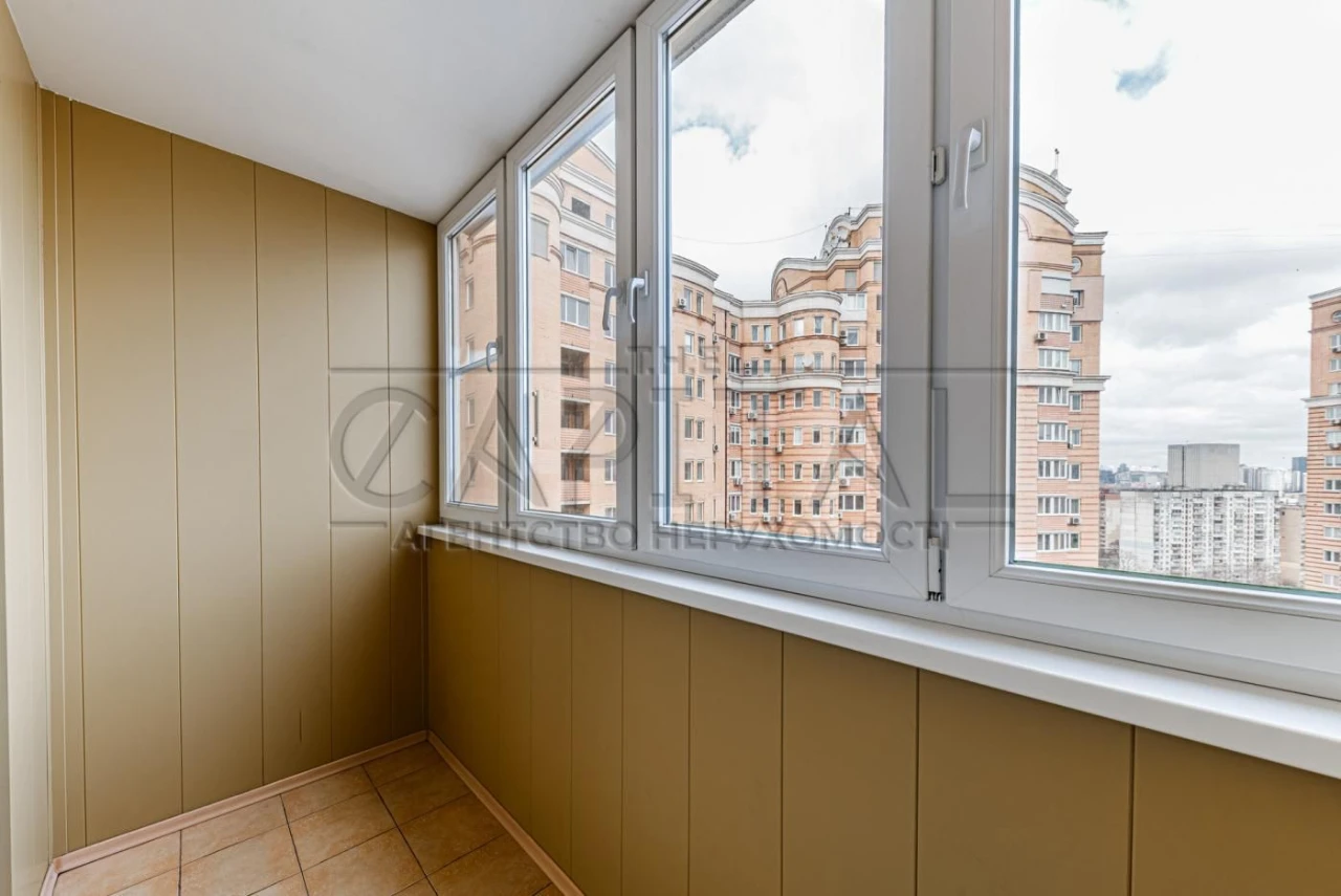 Apartment for sale, Holosiivska Street, Holosiiv district