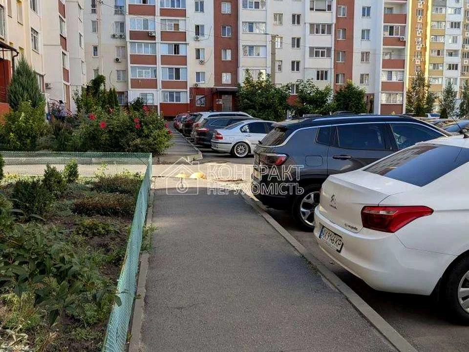 Apartment. Dragoma St, Kharkiv
