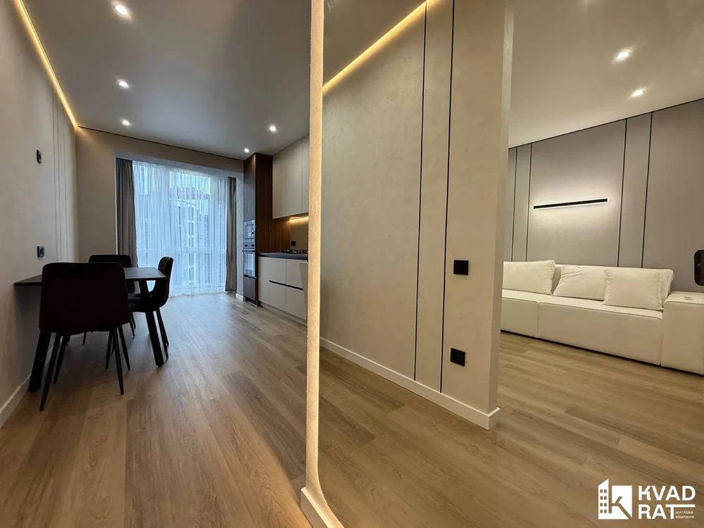 For sale, 1-bedroom apartment in the "Knyzhyn" residential complex with modern