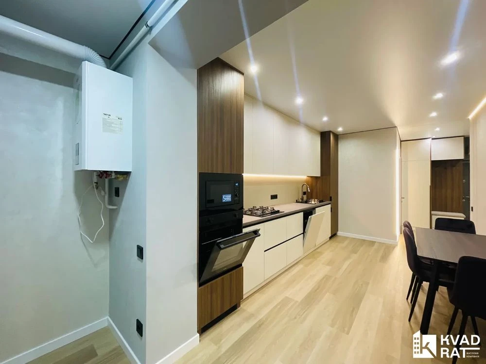 For sale, 1-bedroom apartment in the "Knyzhyn" residential complex with modern