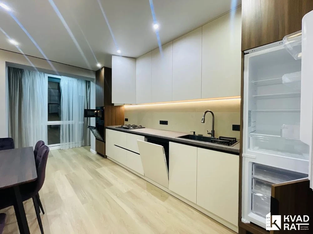 For sale, 1-bedroom apartment in the "Knyzhyn" residential complex with modern