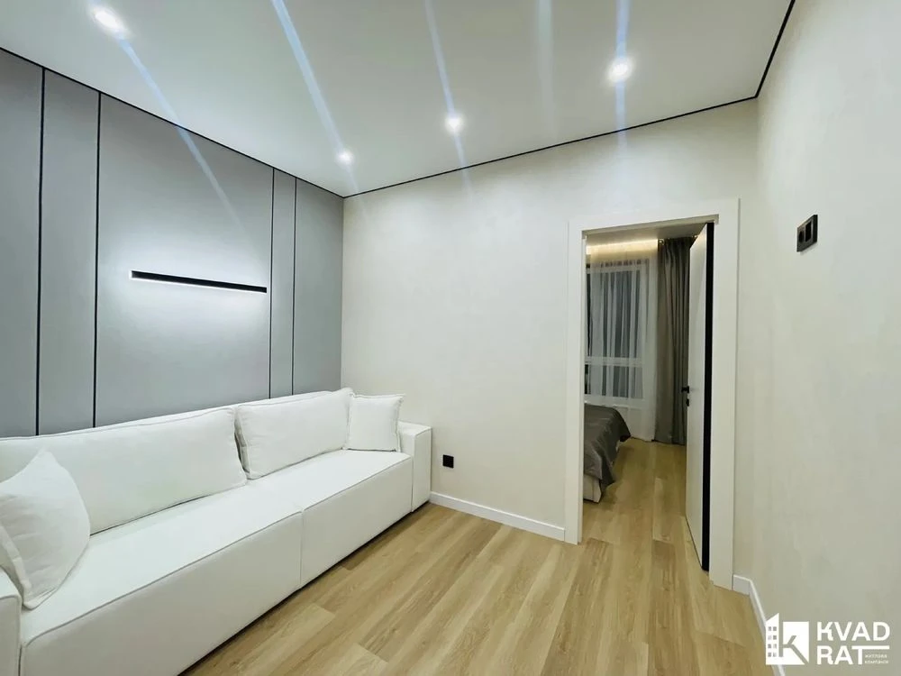 For sale, 1-bedroom apartment in the "Knyzhyn" residential complex with modern