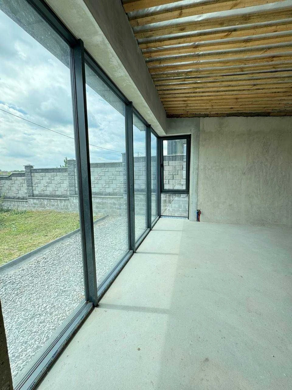 For Sale: Ready House with Panorama, in the City, 4 Sections of Land, or
