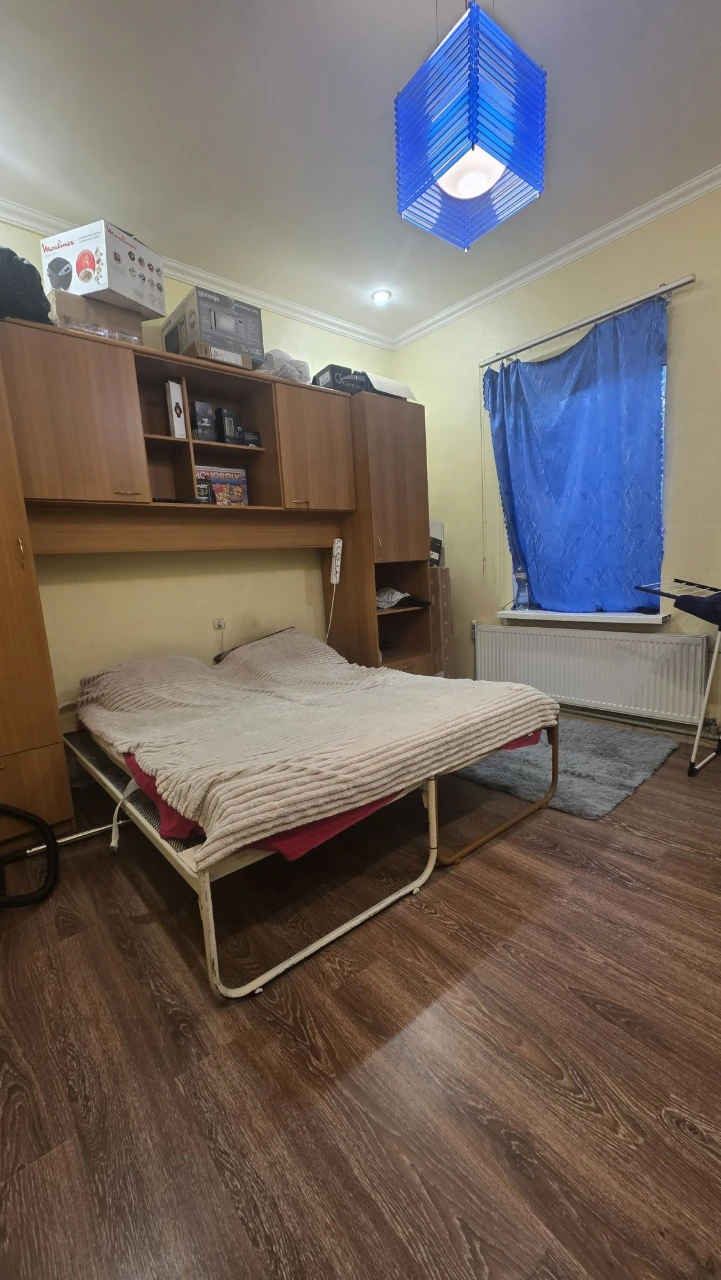 1-room apartment with central heating and own yard