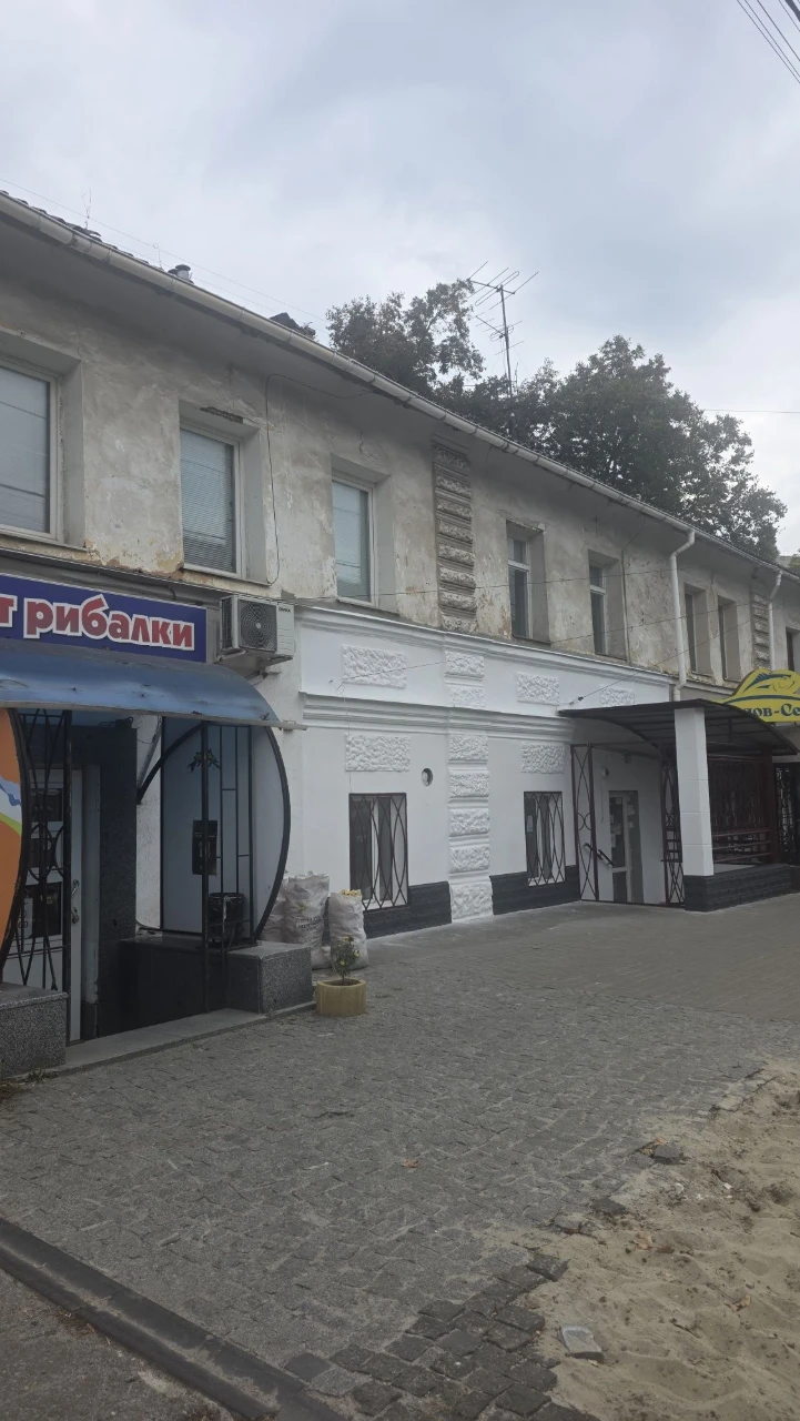 1-room apartment with central heating and own yard