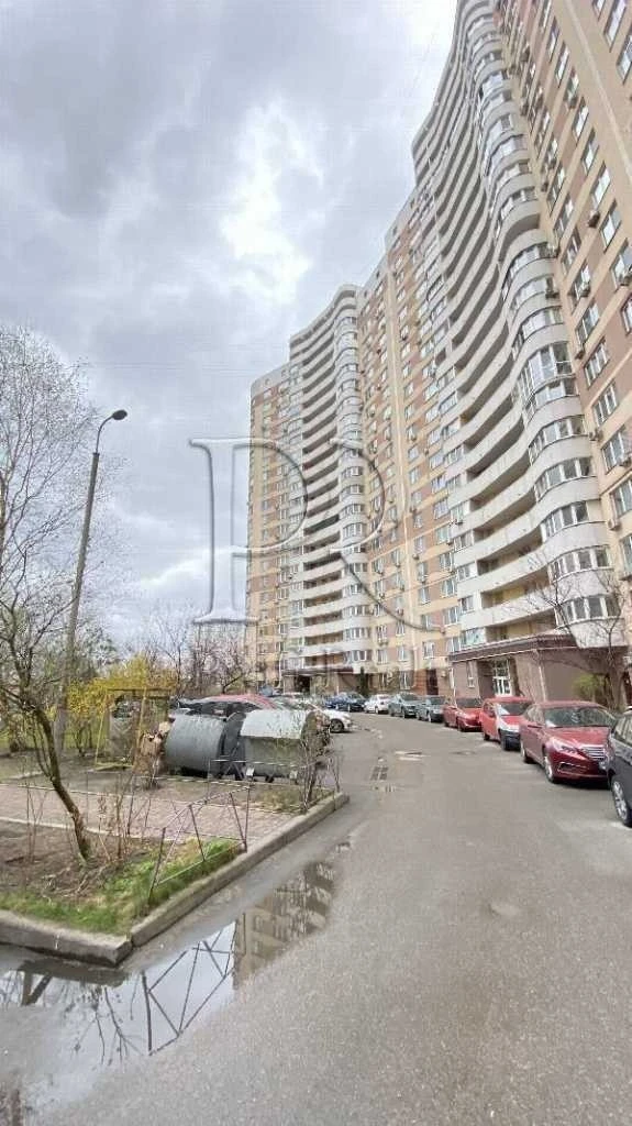 1-room apartment for sale 43 m², Oleny Pchilky St., 2