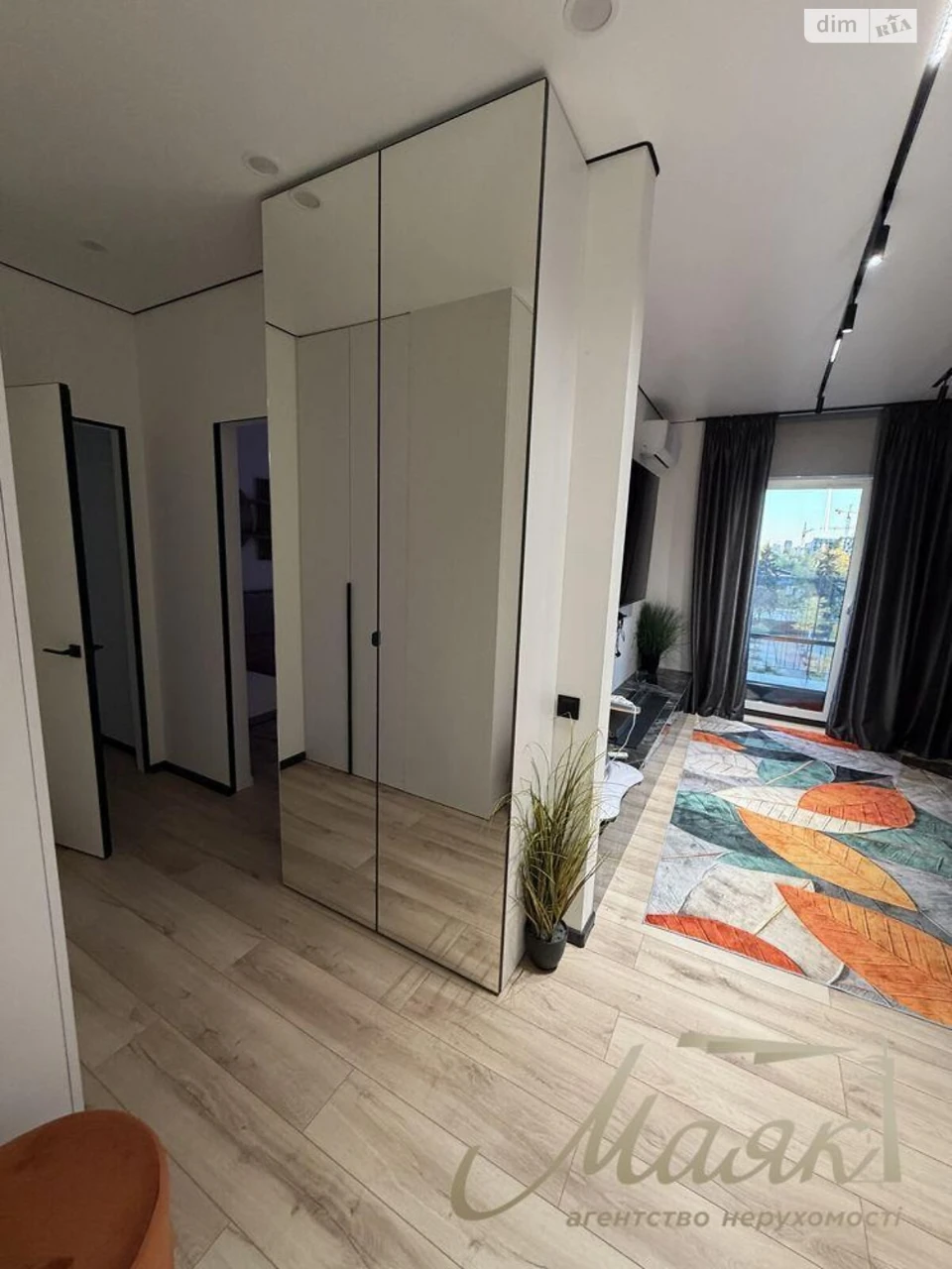 Long-Term Rental Apartment, Nivki