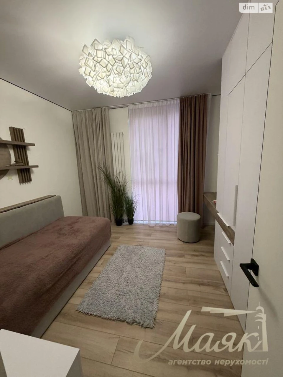 Long-Term Rental Apartment, Nivki