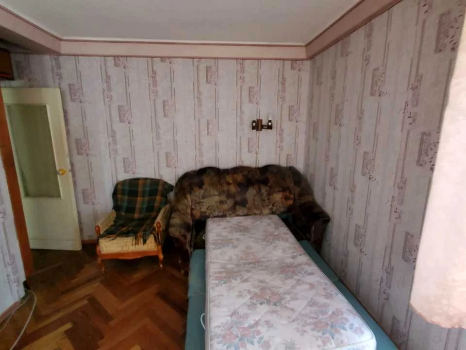 Apartment. Verkhovna Rada Blvd, Kyiv
