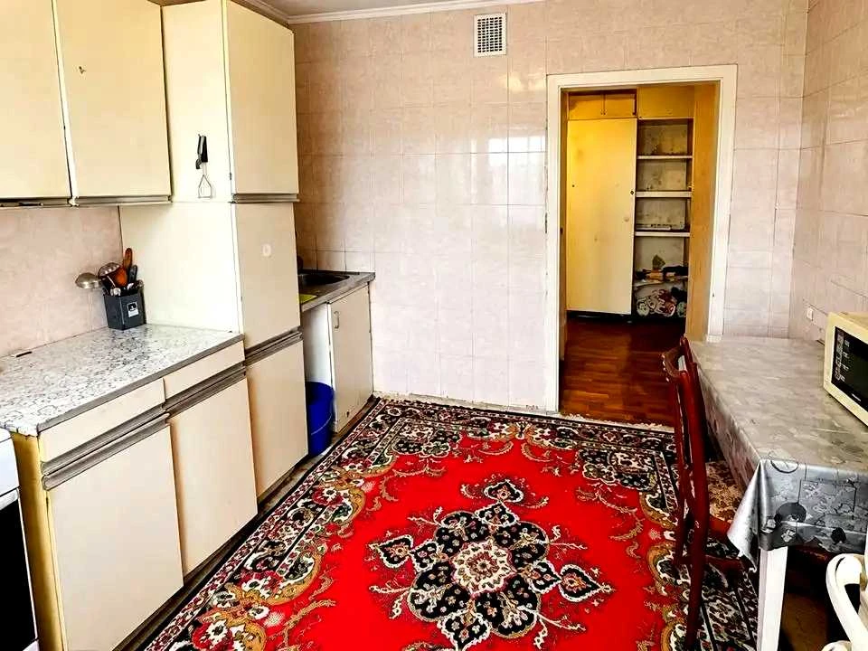 Квартира. Киев, Демьевская ул.