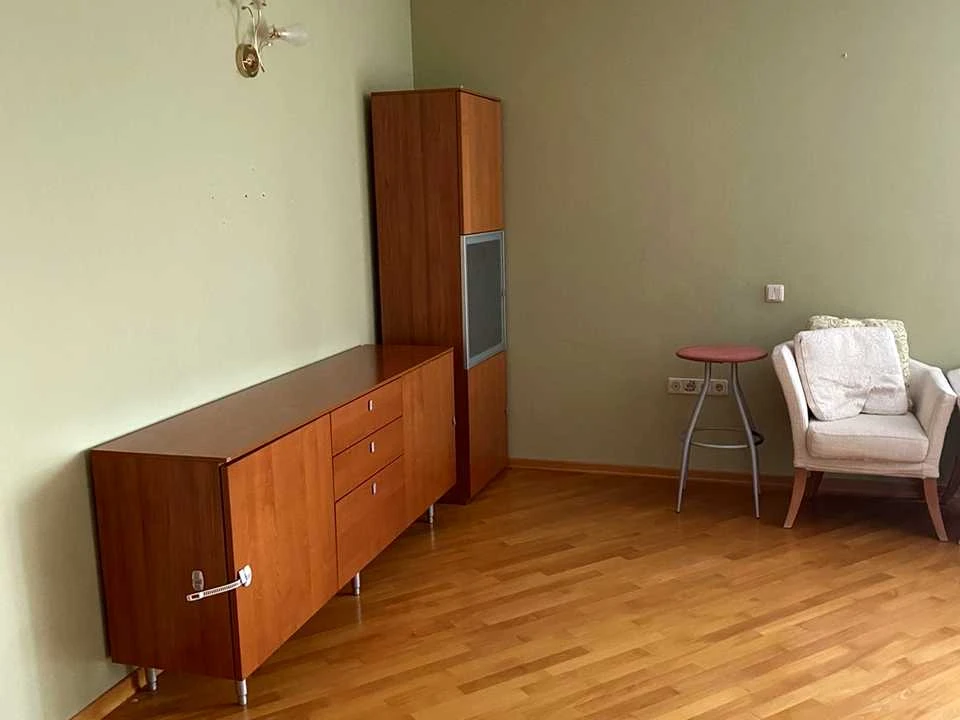 Квартира. Киев, улица Михаила Котельникова