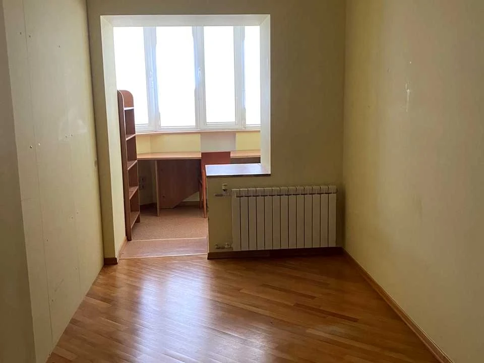 Квартира. Киев, улица Михаила Котельникова