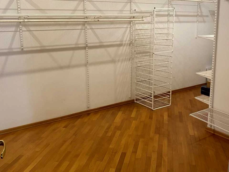 Квартира. Киев, улица Михаила Котельникова