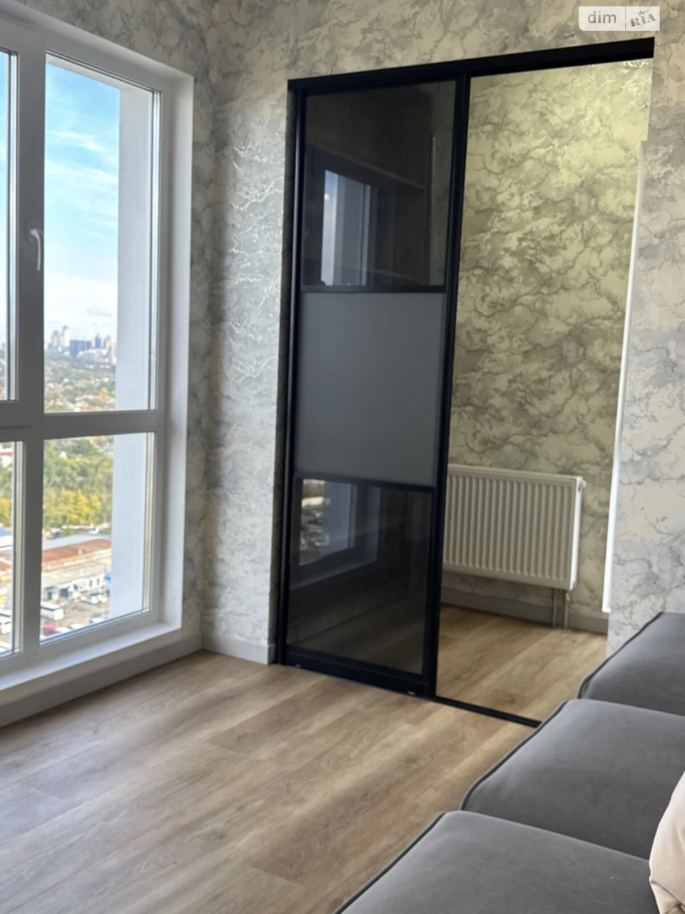 Flat for Sale in Holosiiv