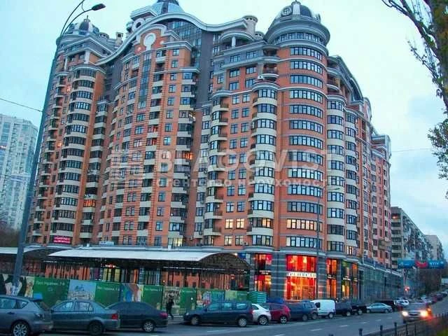 Продажа квартиры в Печерске, улица Леся Украинки