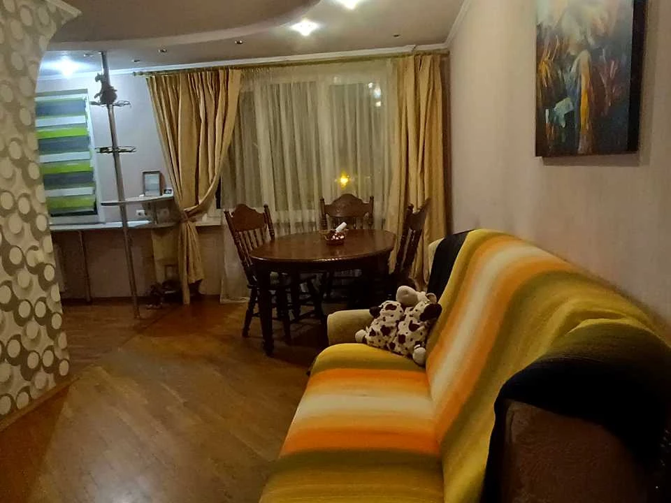 Apartment. Kharkiv, Ахсарова street.