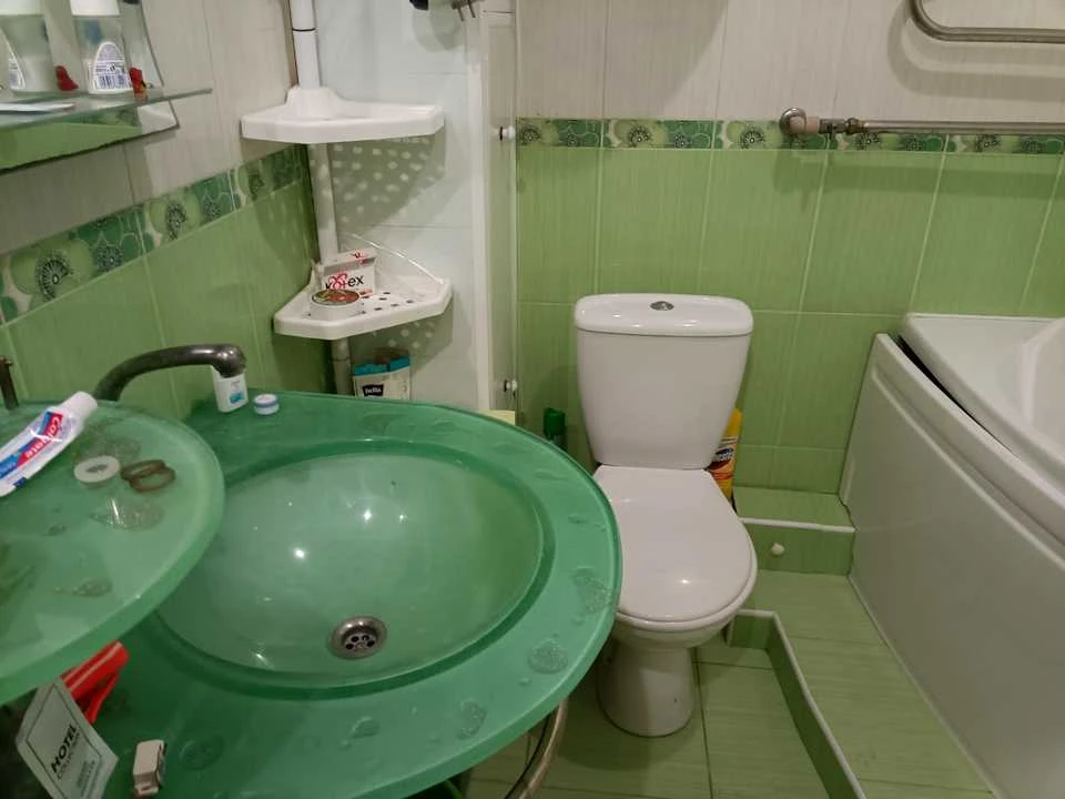 Apartment. Kharkiv, Ахсарова street.