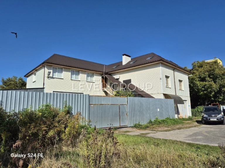 Продаж будинка в Києві святошинський район