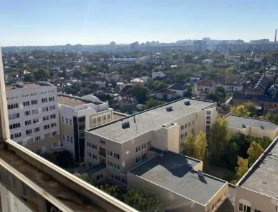 Продается квартира 90 м², Фонтан, рядом море