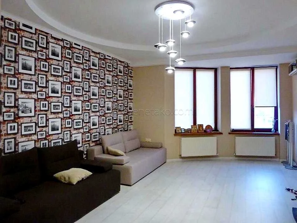 Apartment. Odessa, Tinstaya st.