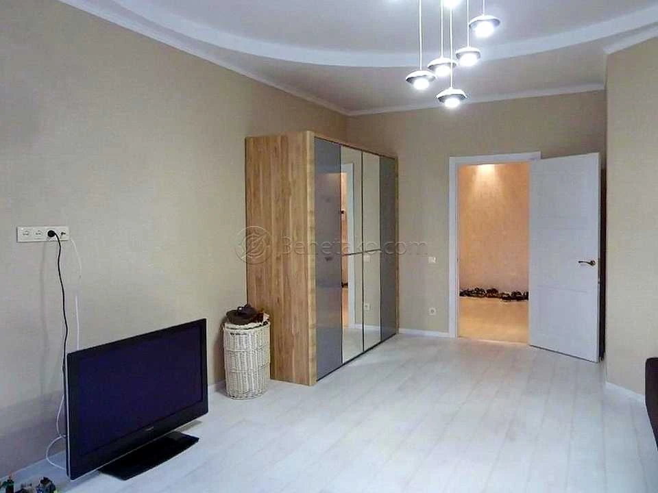 Apartment. Odessa, Tinstaya st.