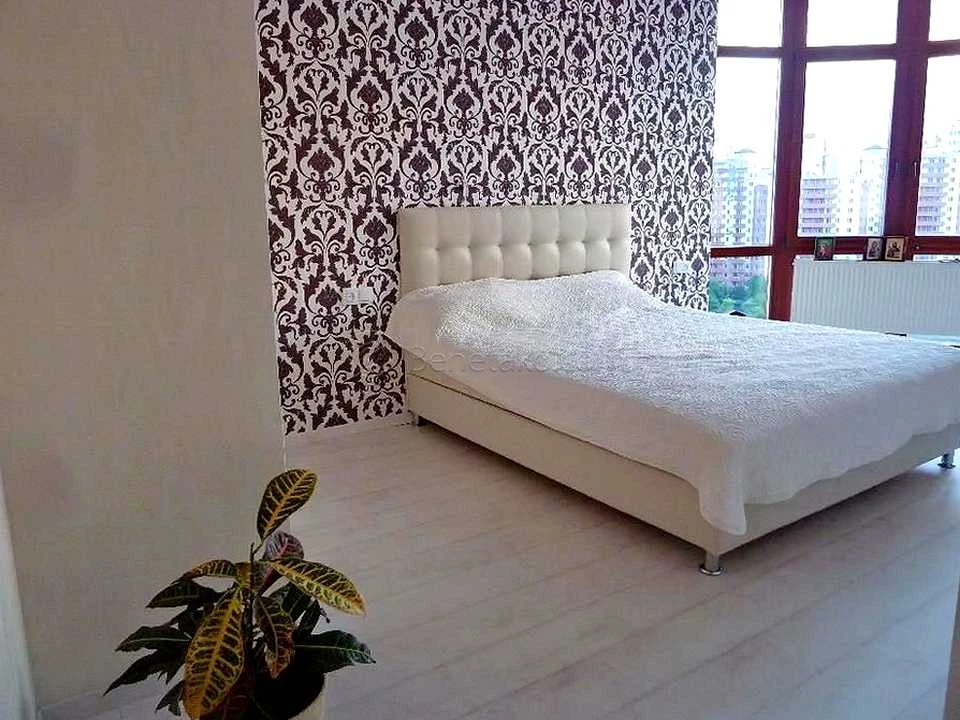 Apartment. Odessa, Tinstaya st.