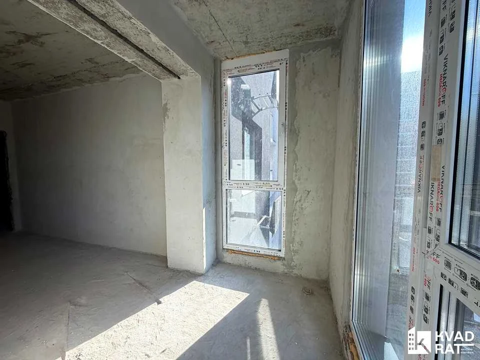 Apartment. Ivano-Frankivsk, Stepan Bandery st.