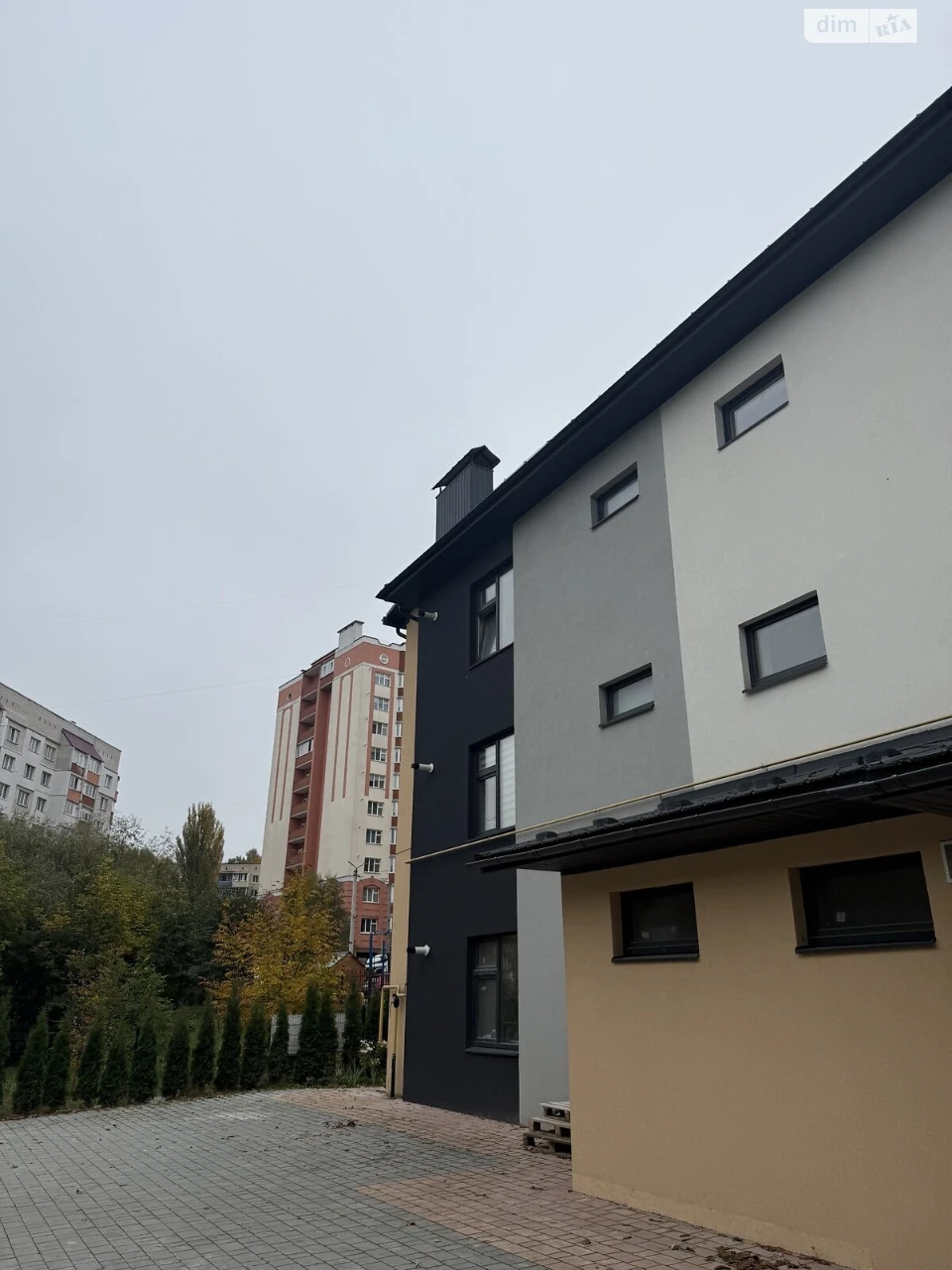 Long-Term Rental Apartment - Southwestern