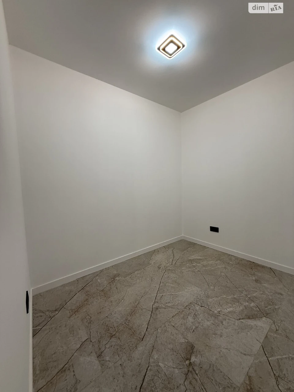 Long-Term Rental Apartment - Southwestern
