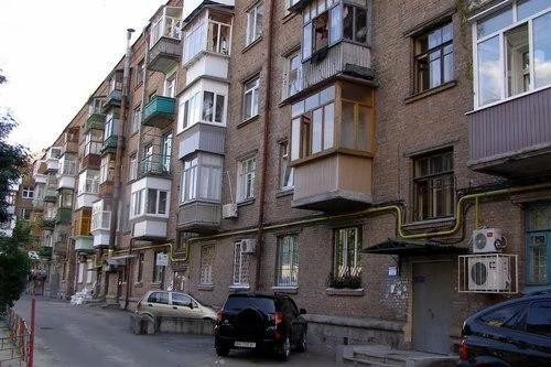 2-room apartment for sale 55 m², Mezhyhirska St., 56