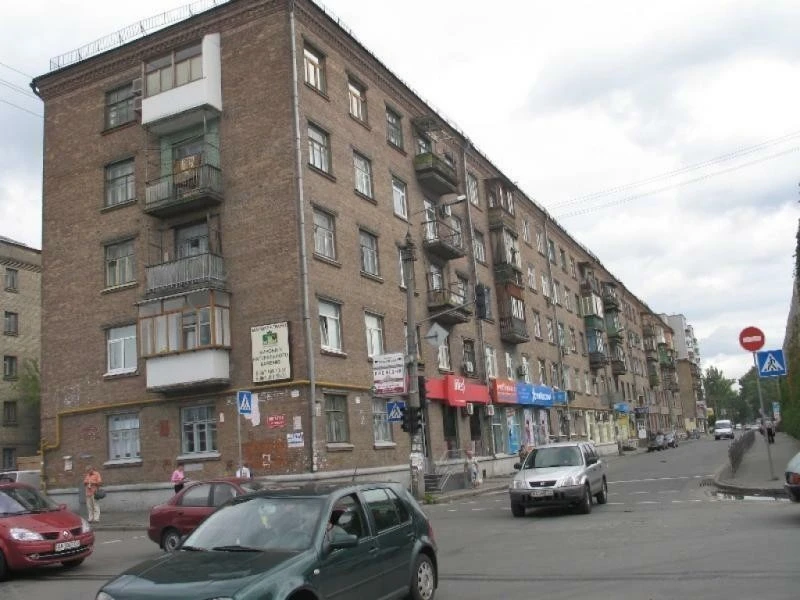 2-room apartment for sale 55 m², Mezhyhirska St., 56