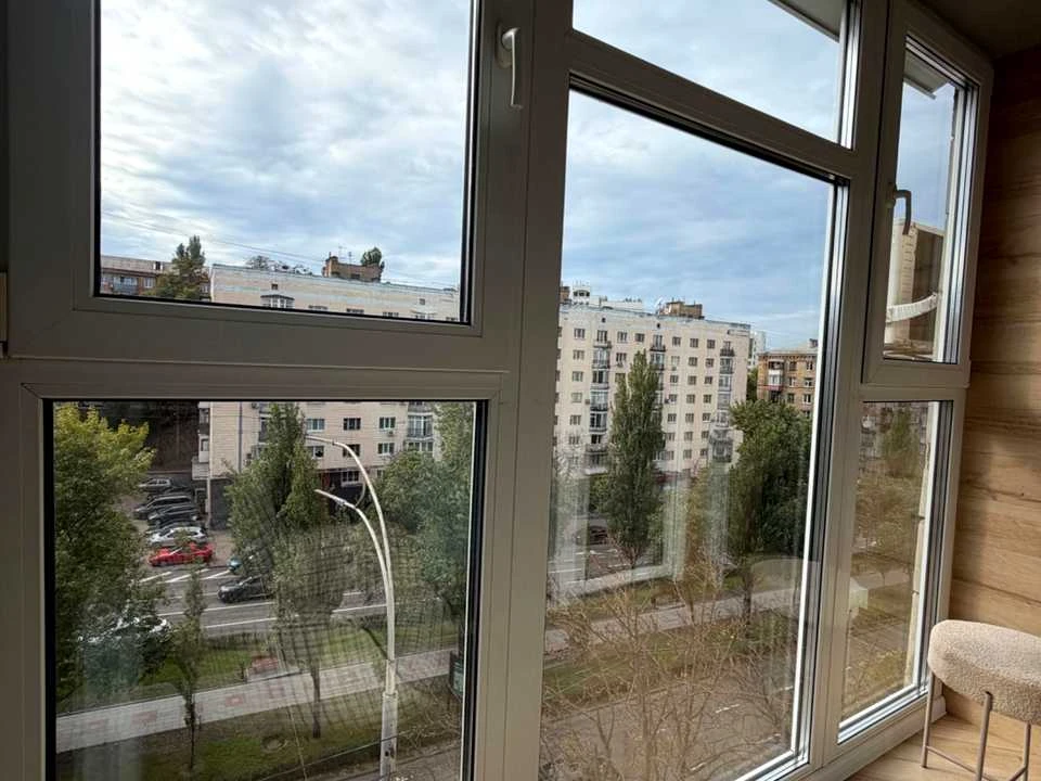Квартира. Леся Українка, бульвар.