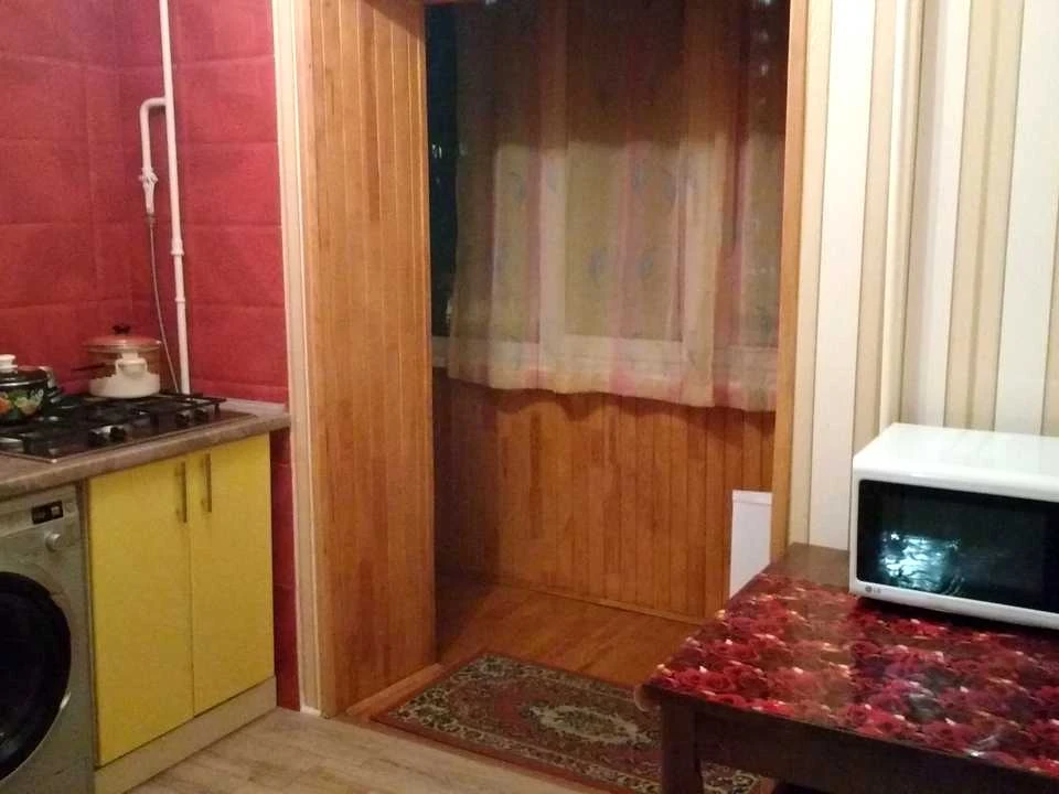 Apartment. Zhuly Vernaya Blvd, Kyiv
