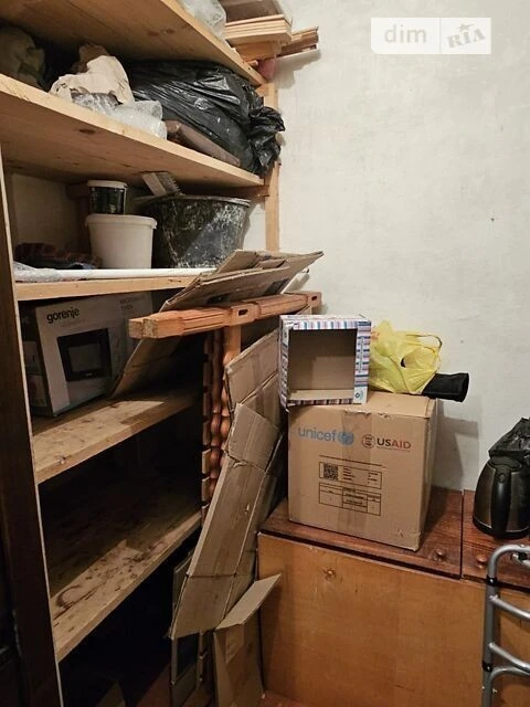 Room for sale 11.7 sq. m. on Azerbaycanska Street 8B • ID 34