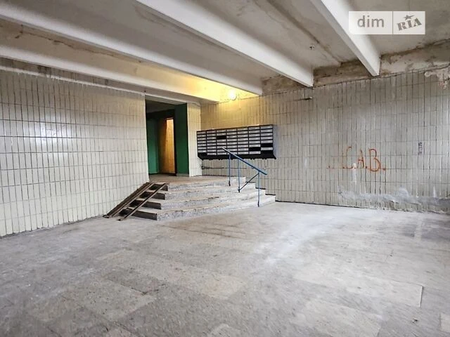 Room for sale 11.7 sq. m. on Azerbaycanska Street 8B • ID 34