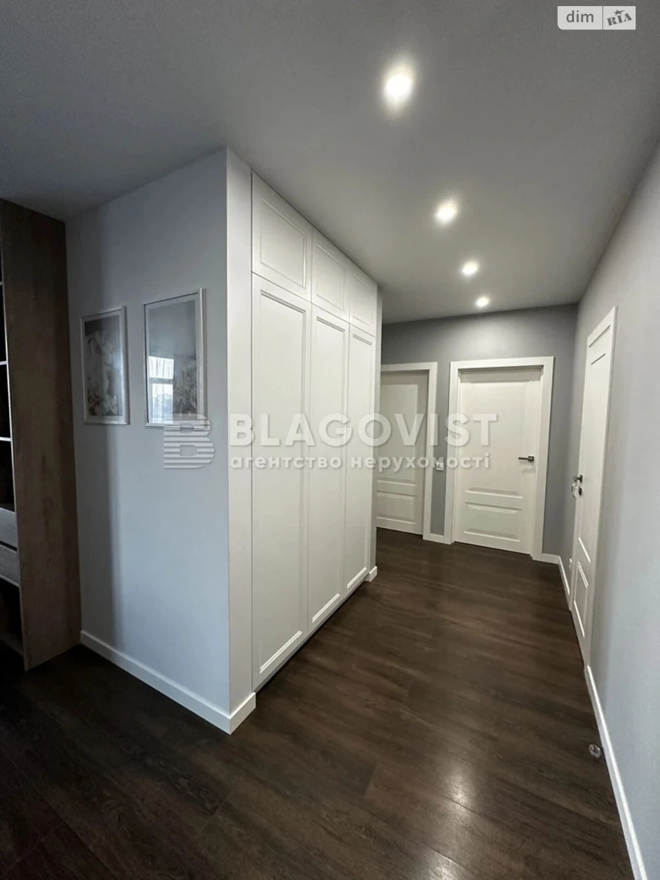 Apartment for Sale – Left Bank District