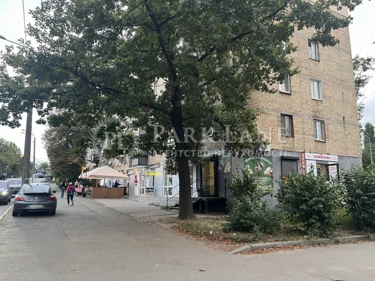 For sale urgently, near NAU, 16, Nizinjska, no%