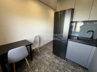 Продам 3к квартиру Олексіївка Ахсарова