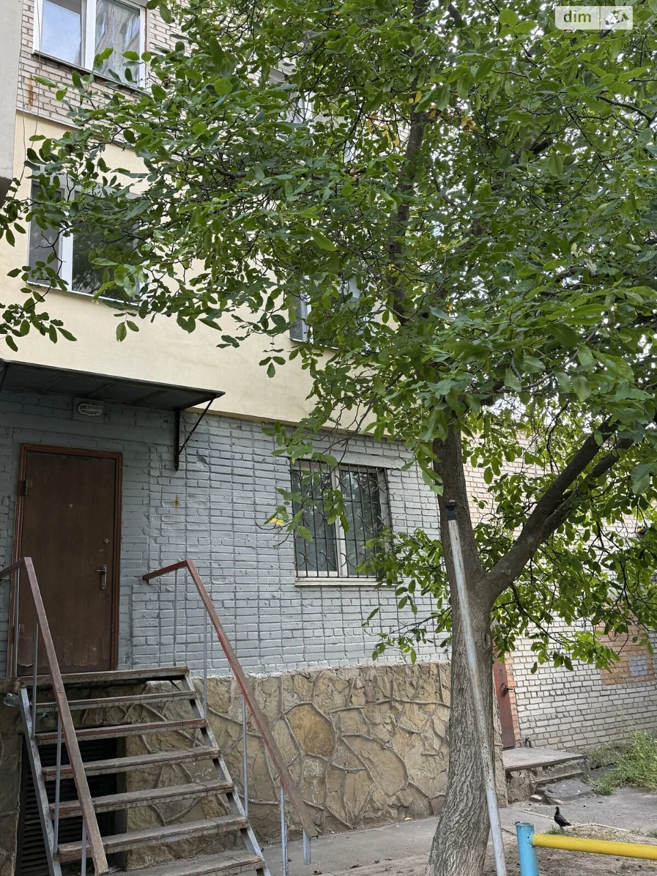 Продається Квартира "Вишенька"