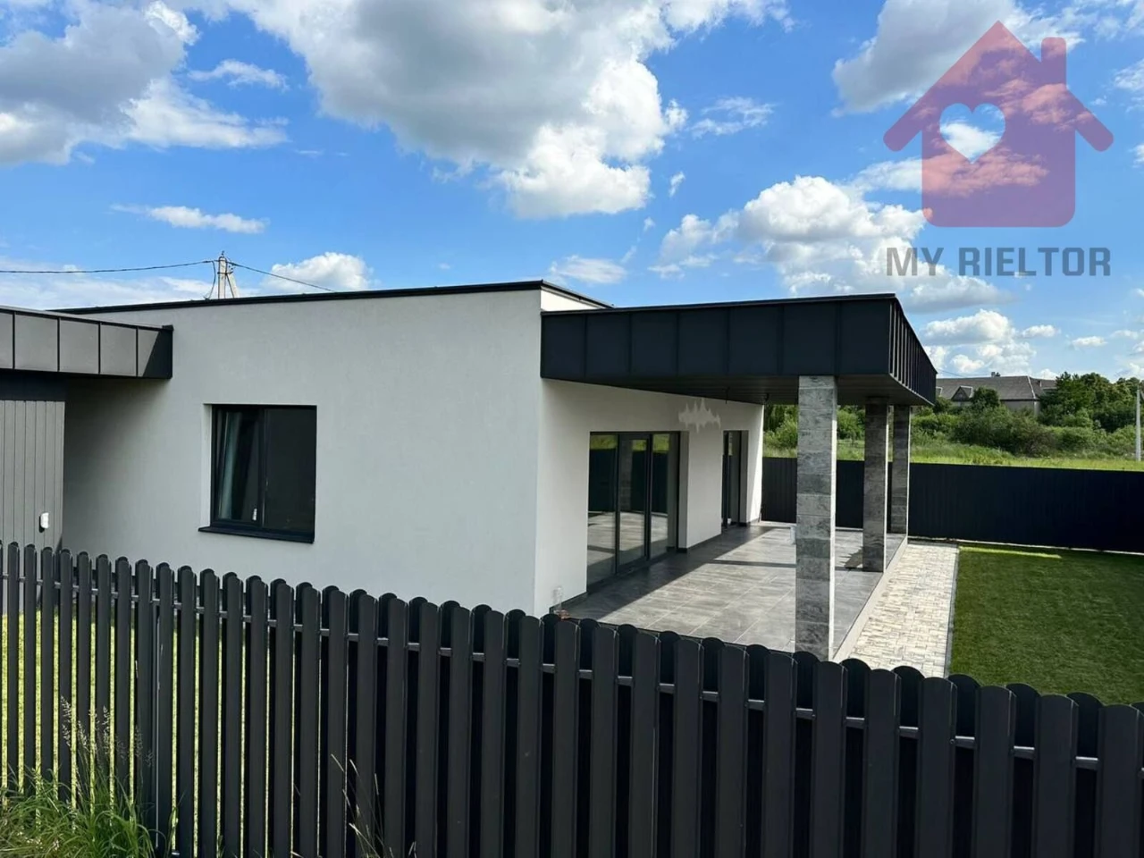 Продаж сучасного будинку в Ужгороді, район Південний