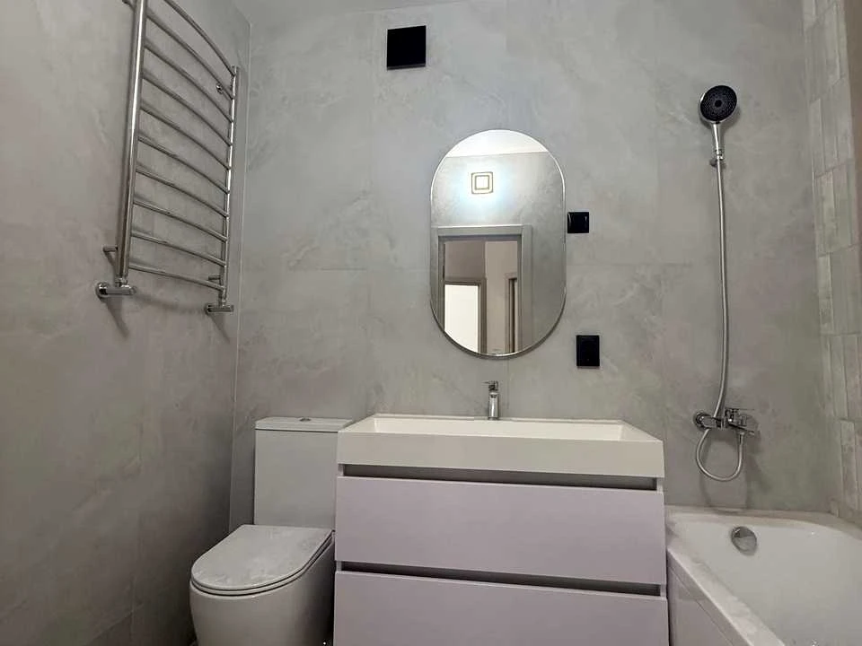 Apartment. Hmelnitsky, Lviv Avenue