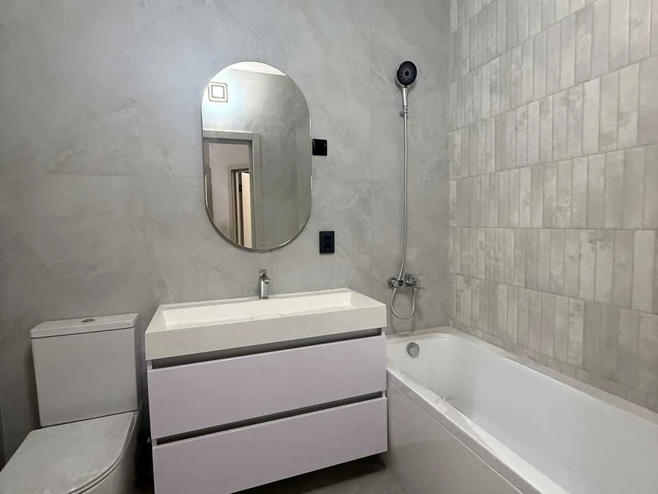 Apartment. Hmelnitsky, Lviv Avenue