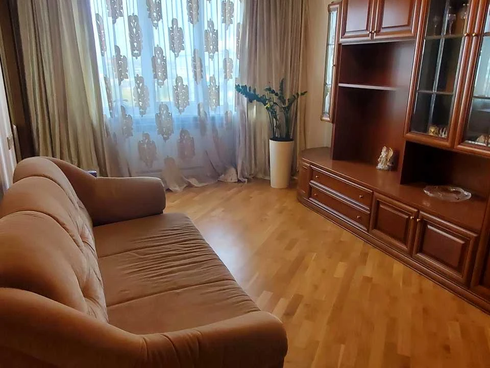 Apartment. 1st Zолочівський Street.