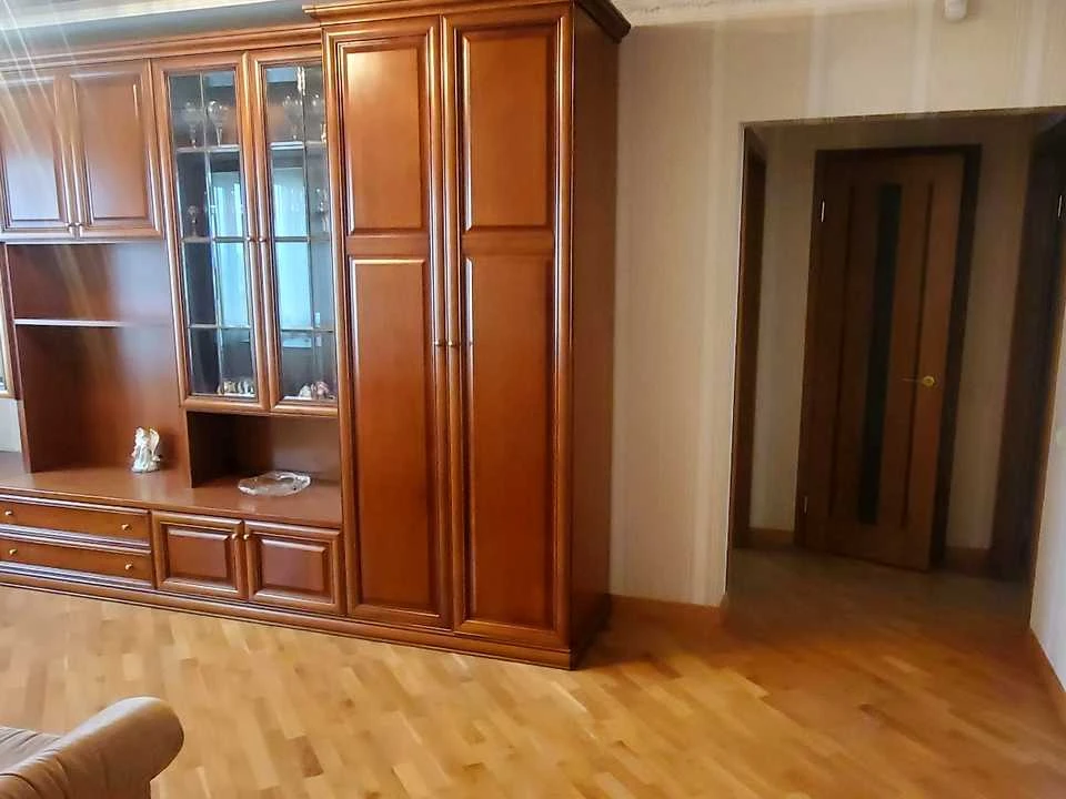 Apartment. 1st Zолочівський Street.