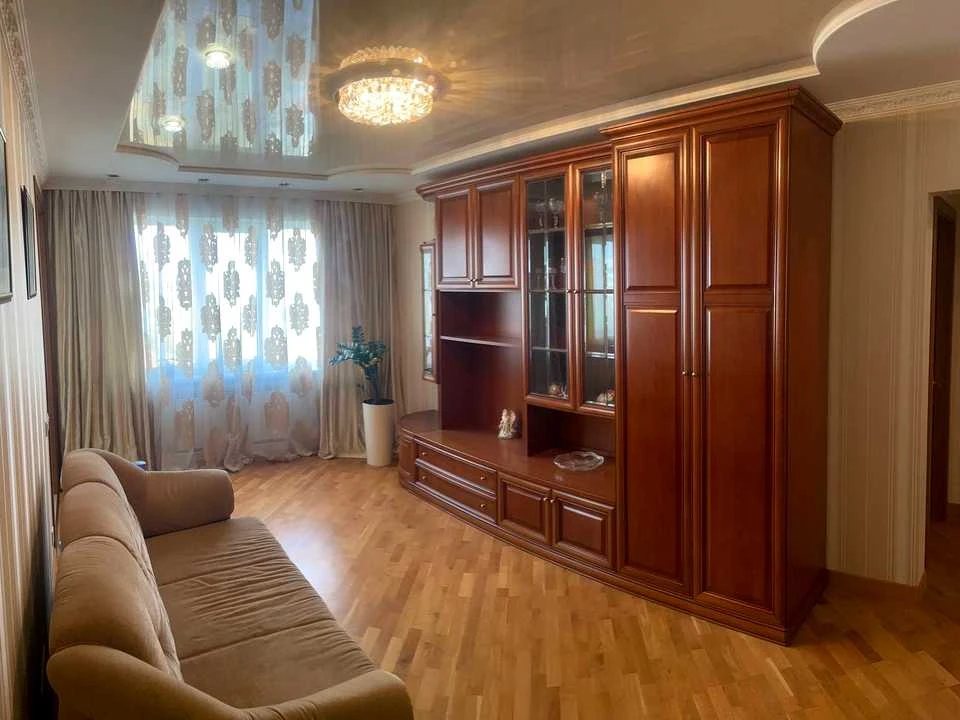 Apartment. 1st Zолочівський Street.