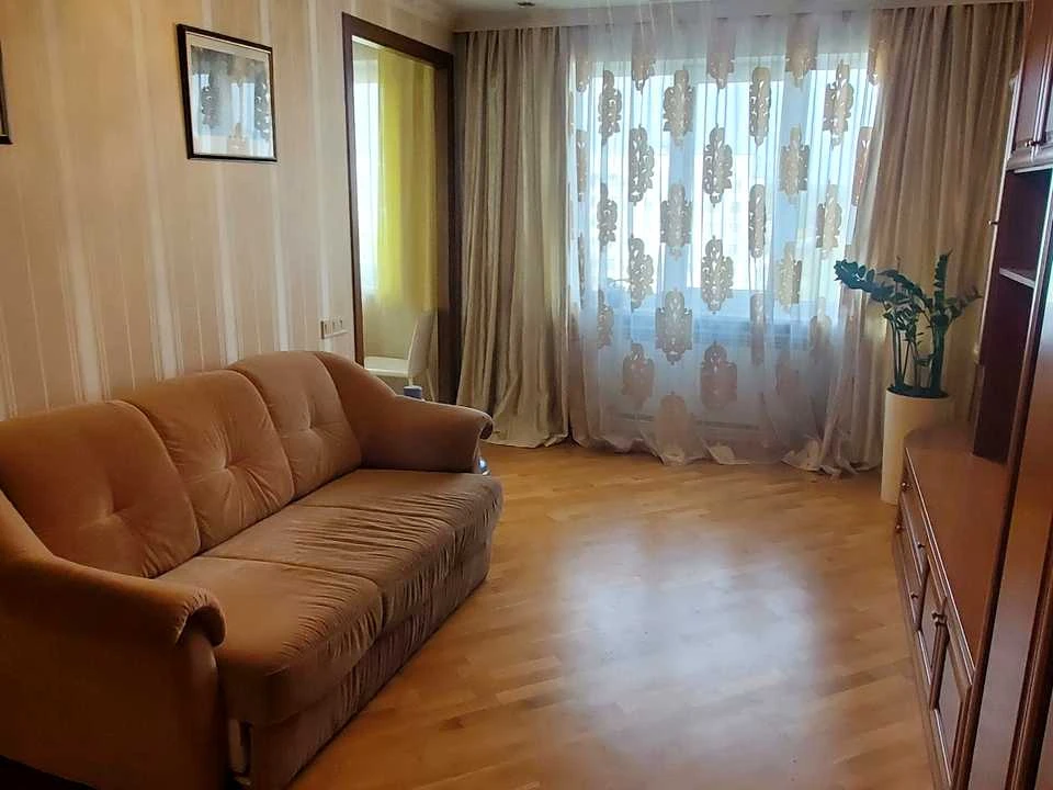Apartment. 1st Zолочівський Street.