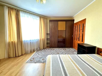 Apartment. Brestsky Prospekt, Kyiv