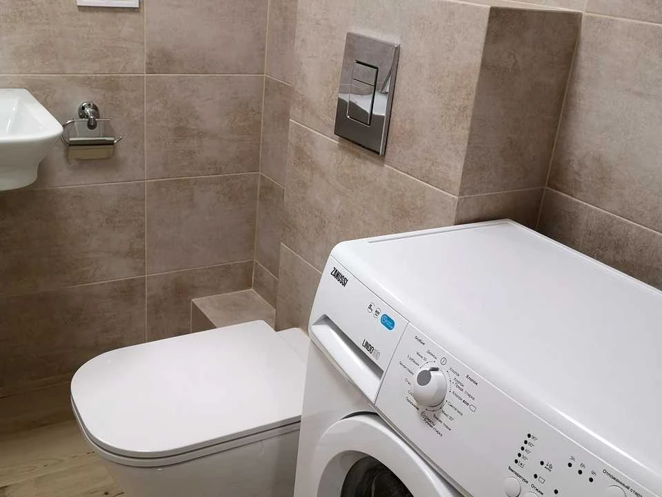 Apartment. Address: Vydradnyi Prospect