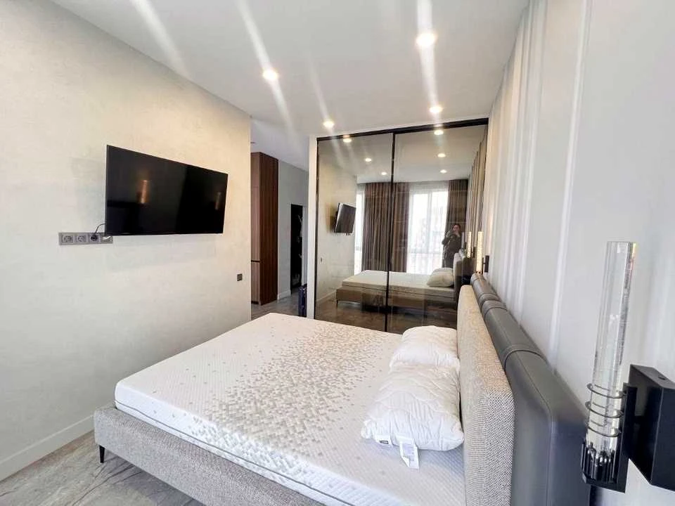 Apartment. Dnipro, Shevchenko Street.