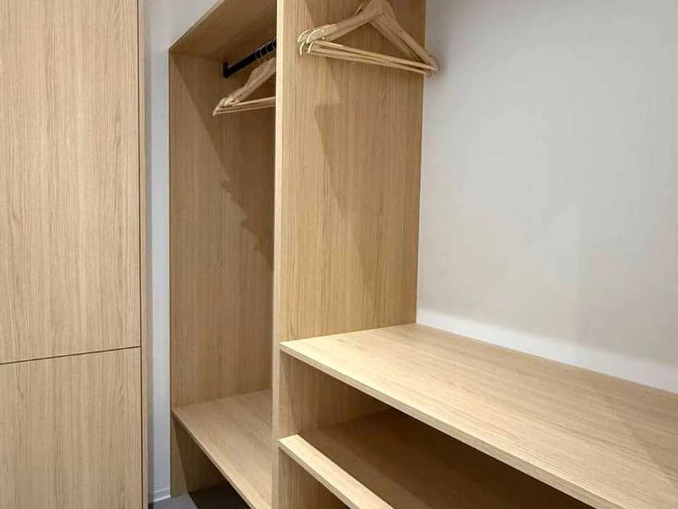 Apartment. Dnipro, Naberezhna Pereomohy st.